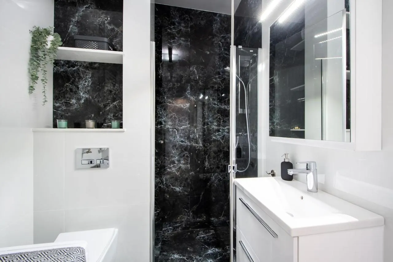 Apartman King Apart Muranow - Dzielna 64 Varsó